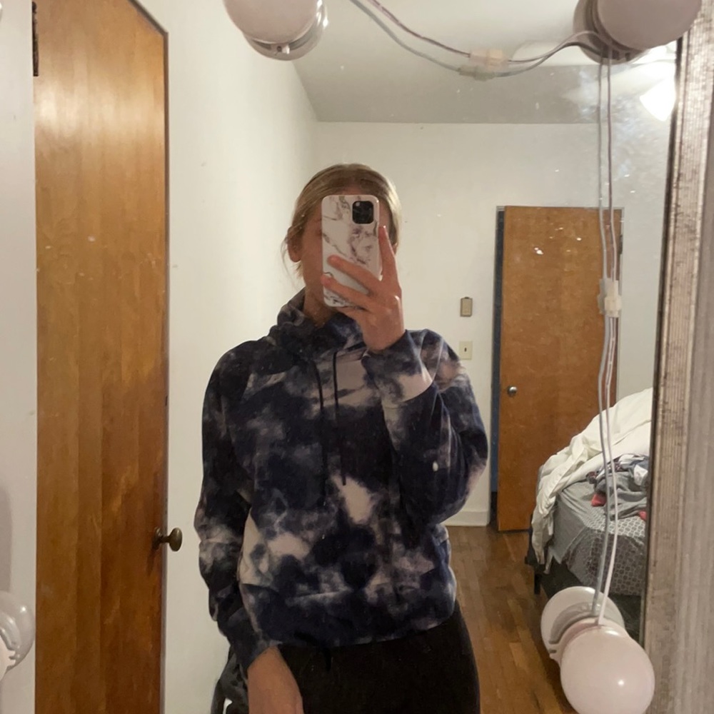 old navy sweater